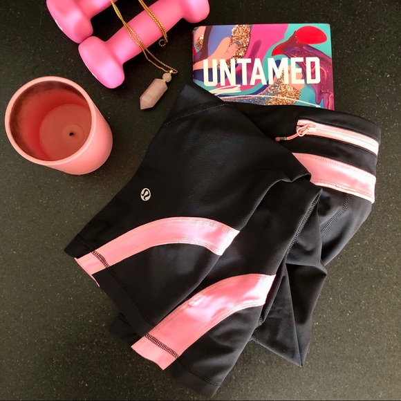 lululemon athletica Pants - lululemon retro cropped pink/black leggings